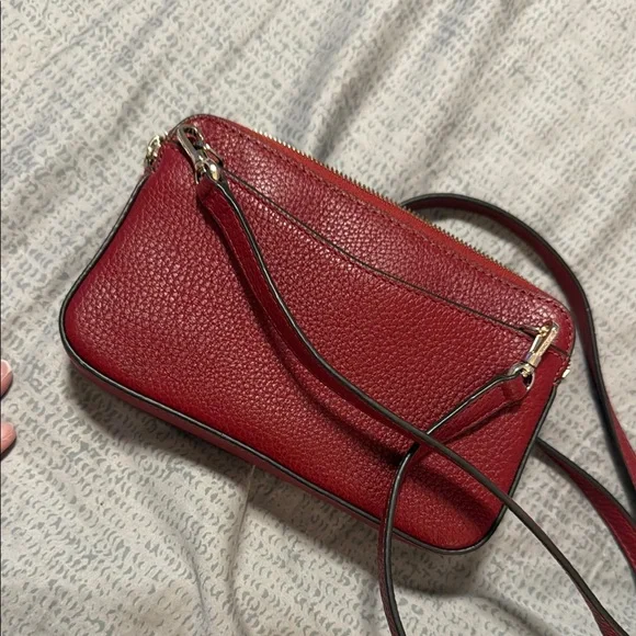 Kate Spade Red Crossbody Bag with Textured Finish - Picture 2 of 6